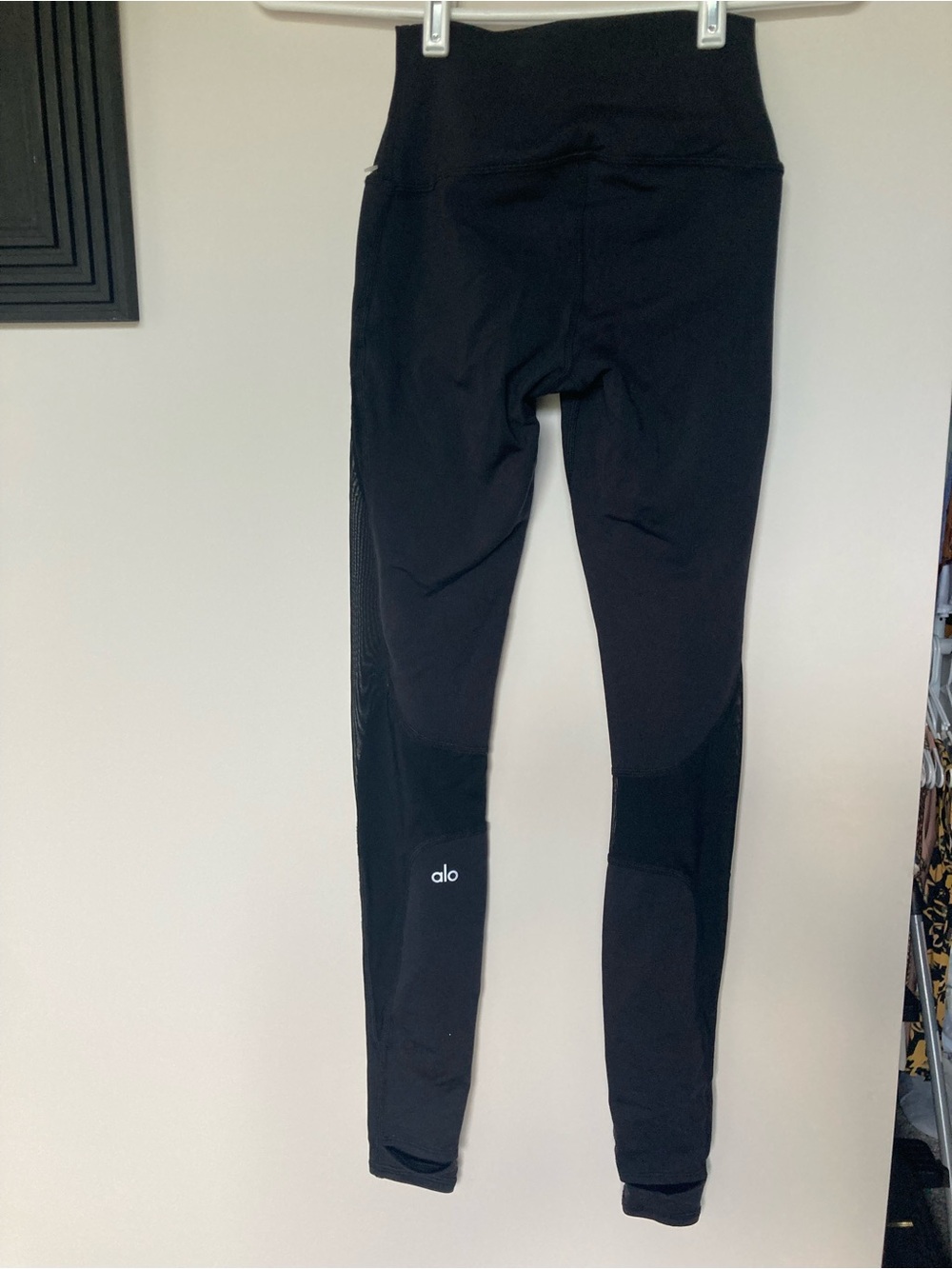 Alo High-Waist Black Leggings with mesh detail size xxs
